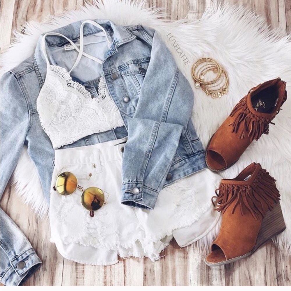 Mari A "Athena" Wedge
